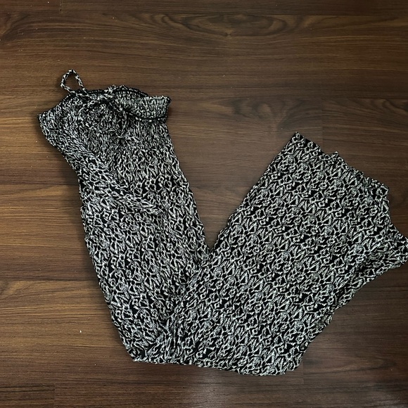 Black & White Print Jumpsuit Size M - Picture 1 of 3